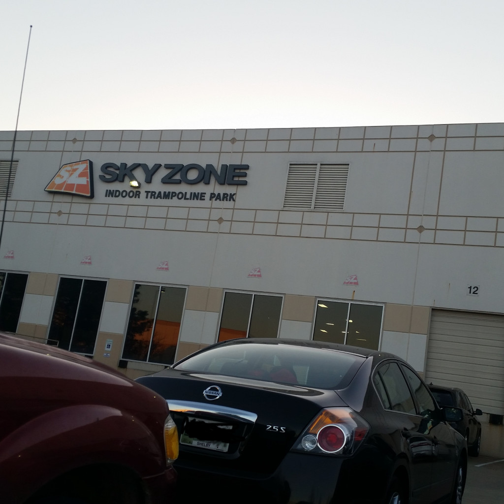 sky zone memphis